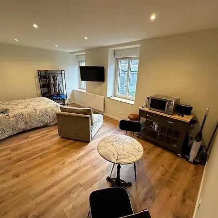 Au Coeur De La Fortifiee Apartment